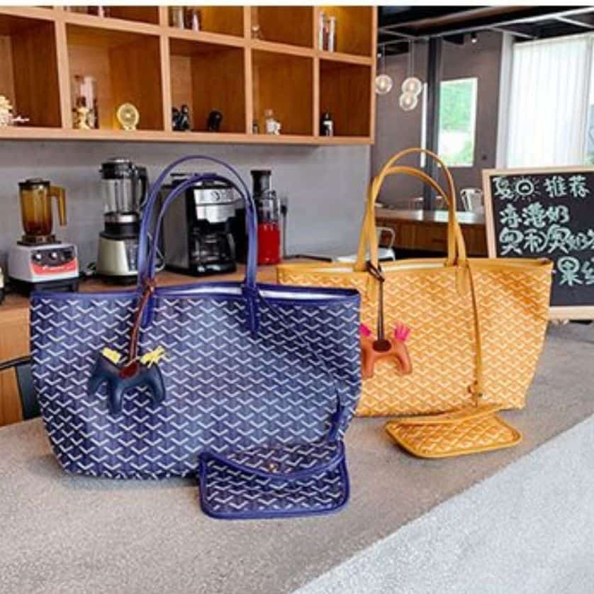 Goyard Saint Louis Tote Fake vs Real Guide 2023: How To Spot Fake From Real  (Sizes + Sale + 7% cashback) - Extrabux