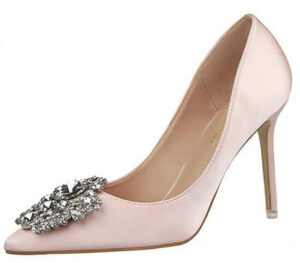 The Best Manolo Blahnik Dupes (And Where to Find Them), Luxury Shoe ...
