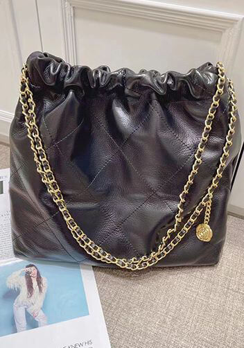 Fake Chanel 22 Bag