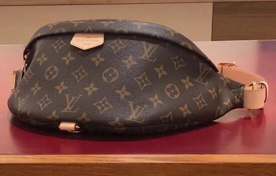 Need to find LV teddy bum bag dupe : r/DHgate