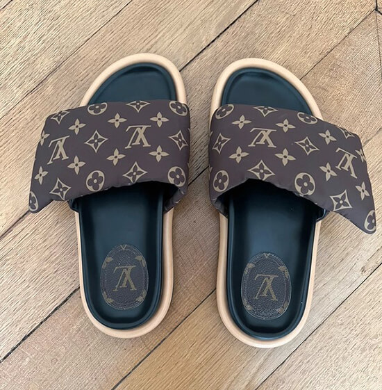 louis vuitton pillow slides｜TikTok Search