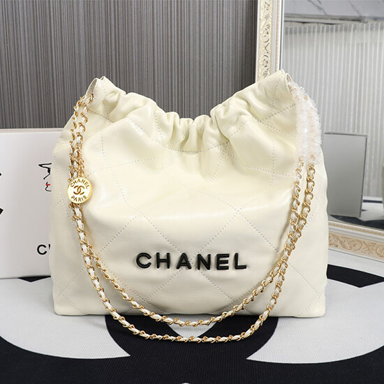 Faux Chanel 22 Bag