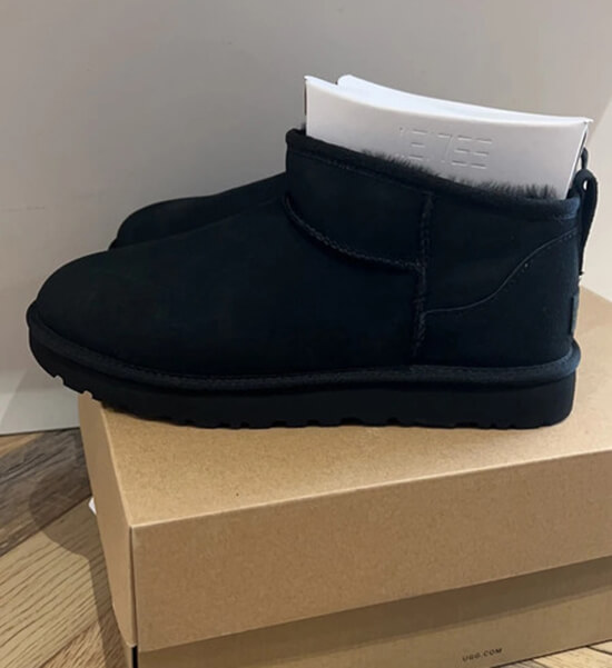 black ugg boots 