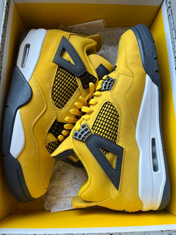 Find the Perfect AJ4 Replicas: Best Jordan 4 Replica Sneakers!