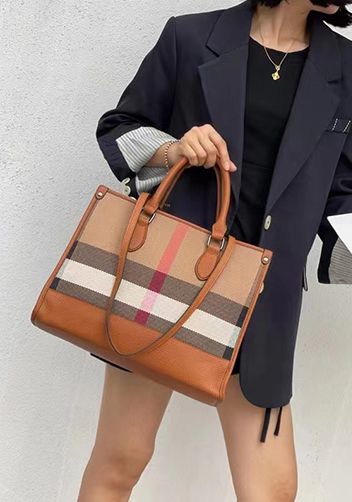 Replica Burberry Handbags