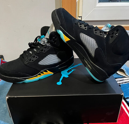 Basketball sneakers that are cheap